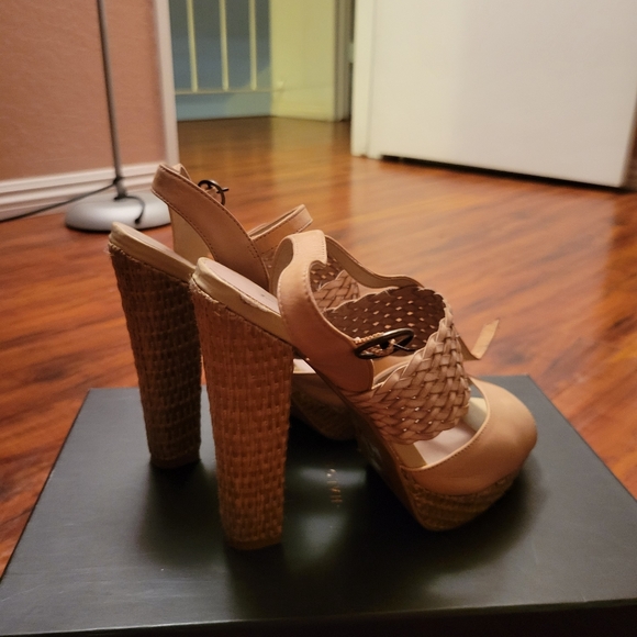 High heels size 7 - Picture 13 of 14